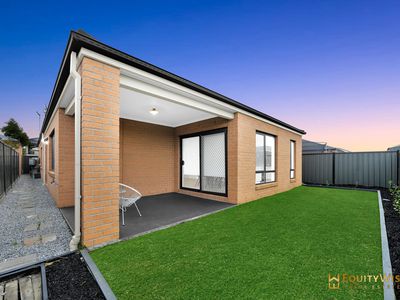 6 Firelight Drive, Tarneit