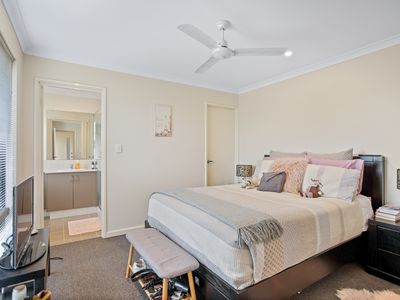 39 Havarti Loop, Byford
