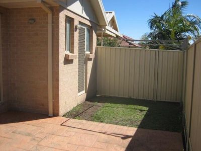 2 / 16 Seymour Drive, Flinders