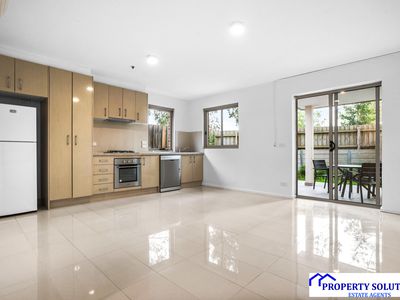 8 / 12 Close Avenue, Dandenong