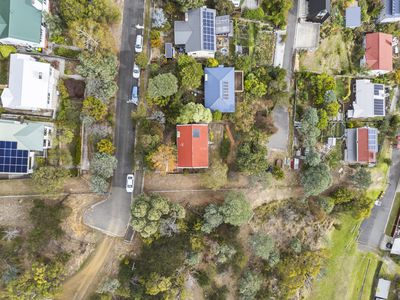 16 Ingram Street, South Hobart