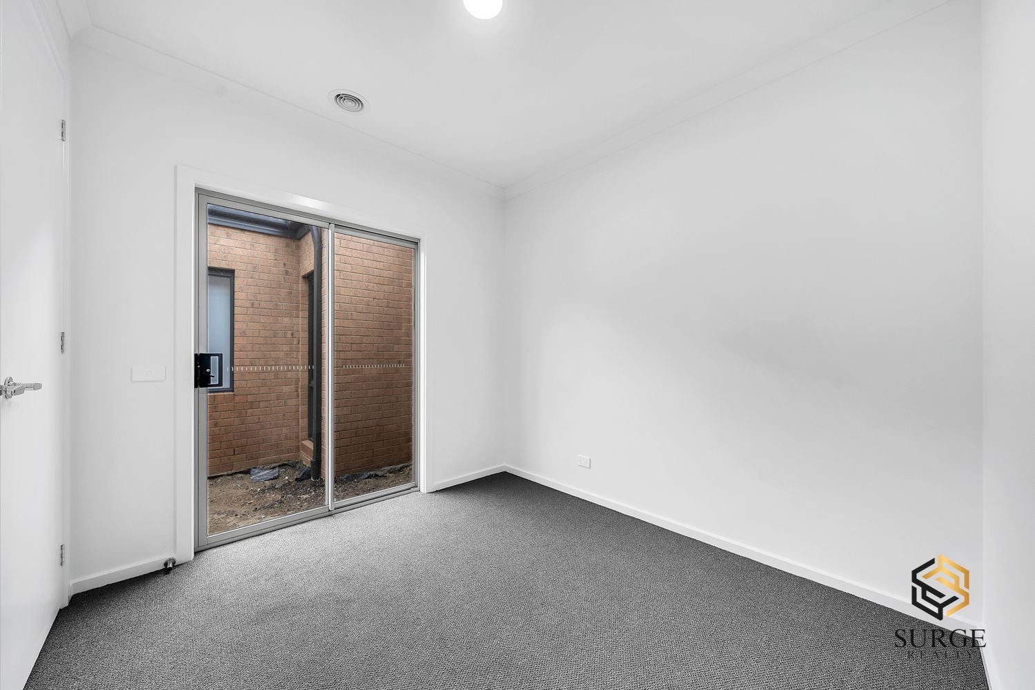 8 Petunia Crescent, Armstrong Creek