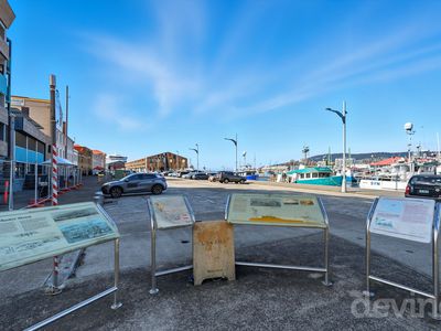 1 / 15 Hunter Street, Hobart