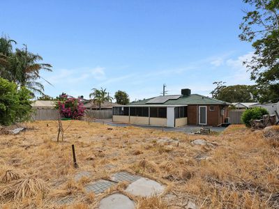 28 Wooramel Crescent, Gosnells