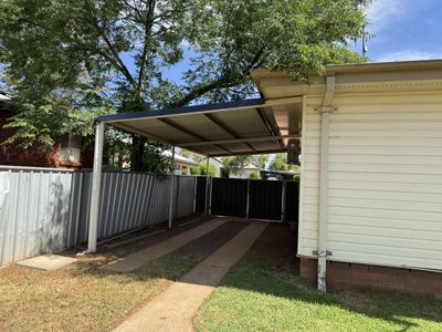 14 Callaghan Street, Parkes