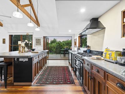 12 Warri Way, Currumbin Valley