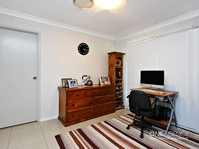 18 Dandenong St, Forest Lake