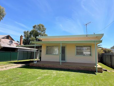 42 Mirrool Avenue, Yenda