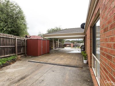 12 Burlington Chase, Hampton Park