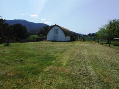 275 Mountain Creek Road, Tawonga