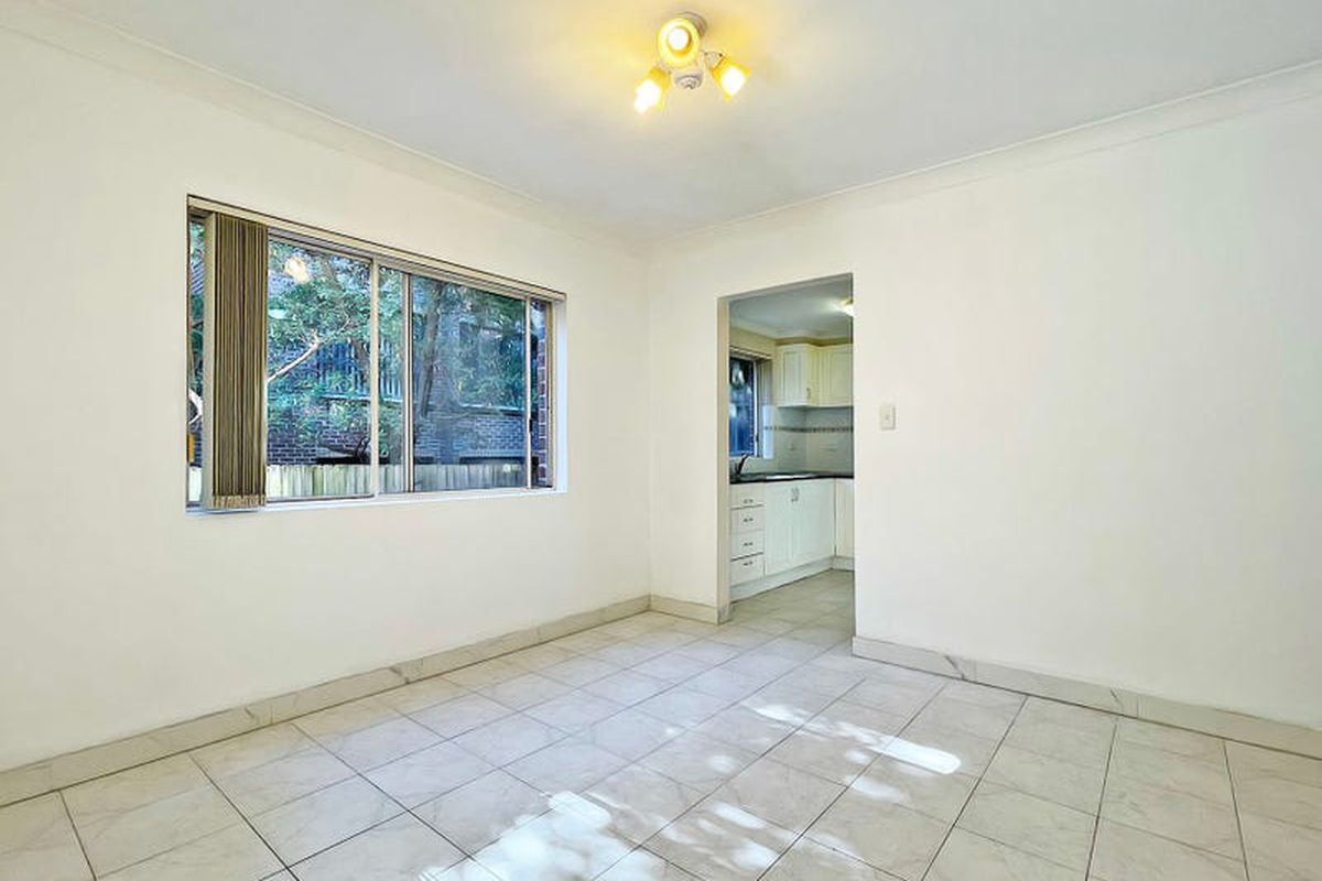 6 / 5 Hornsey Road, Homebush West