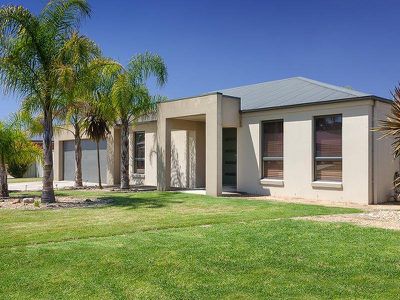 19 GOLFLINKS AVENUE, Wodonga