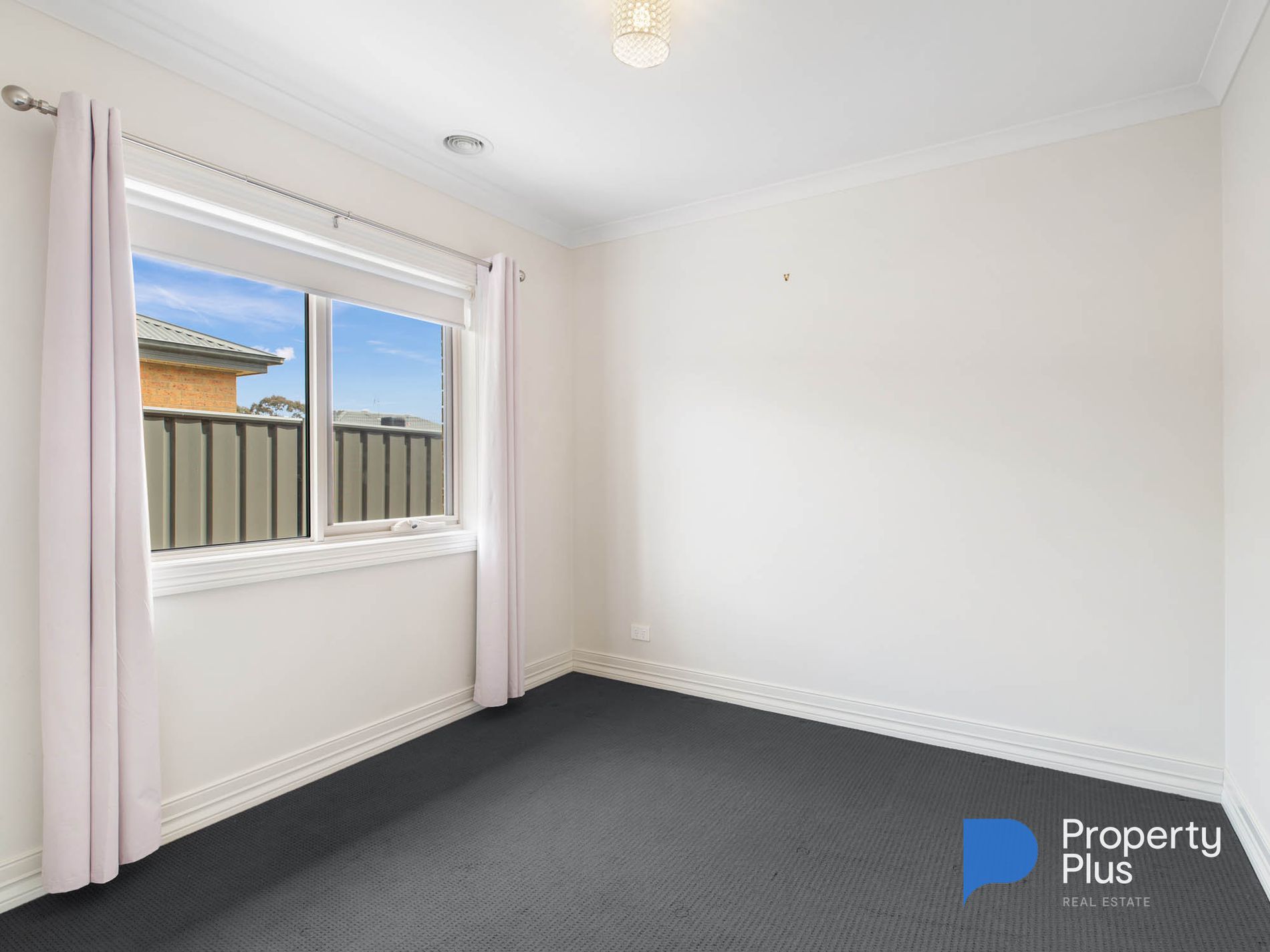 19 Atherton Street, Huntly