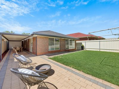 9 Strathbogie Avenue, Findon
