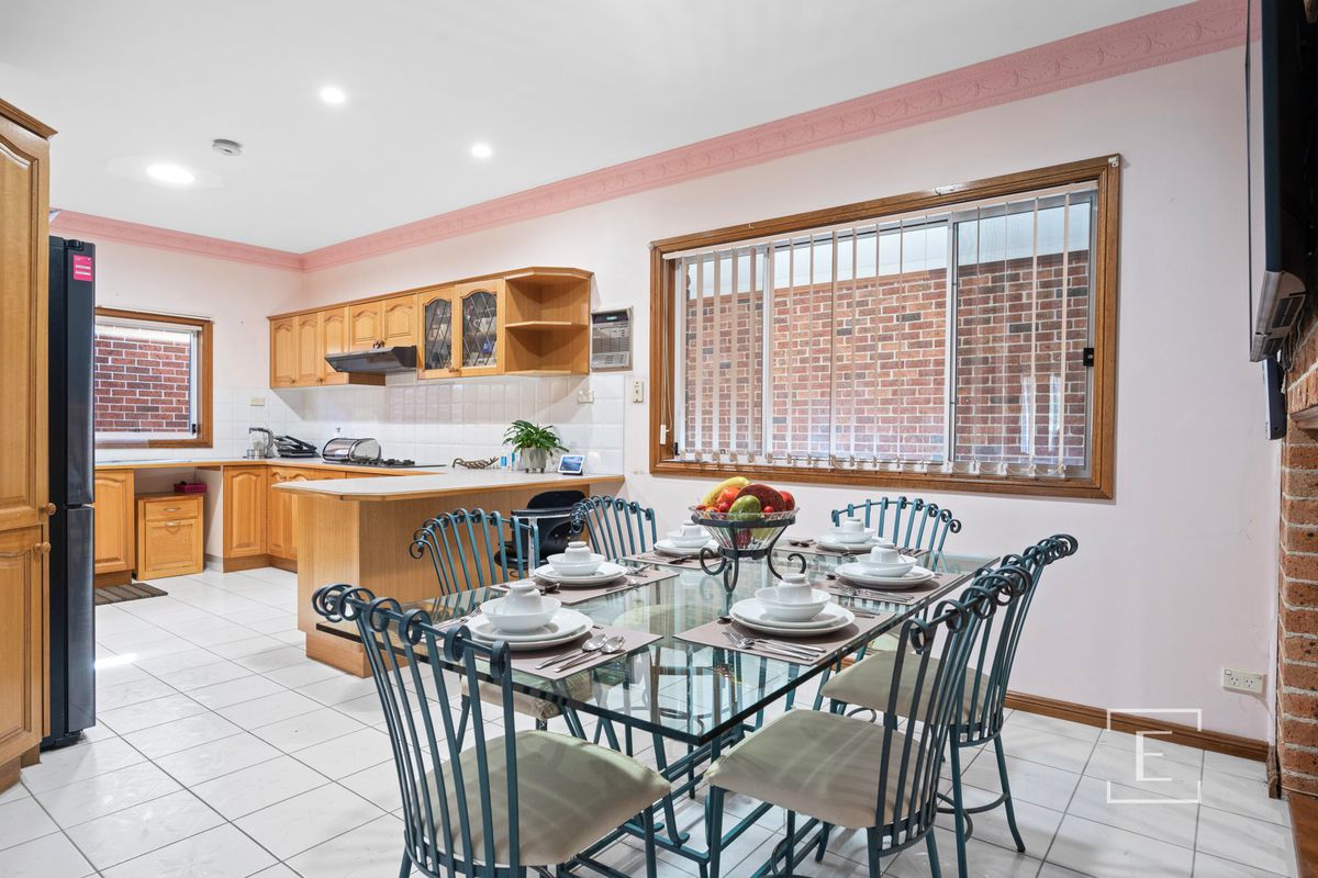28 Dalbertis Street, Abbotsbury