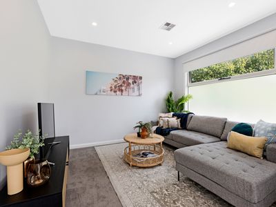 2 / 2 Doorawarrah Court, Mount Waverley