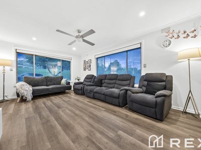 164 James Cook Drive, Endeavour Hills
