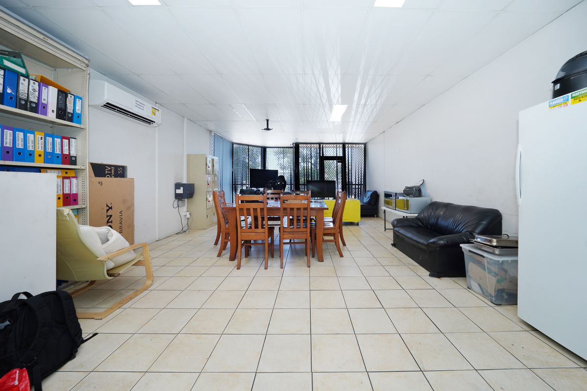 2 / 6 Samantha Place, Smeaton Grange