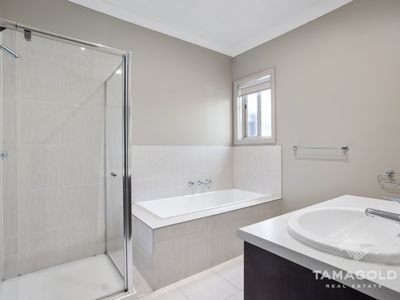 40A Liston Avenue, Reservoir