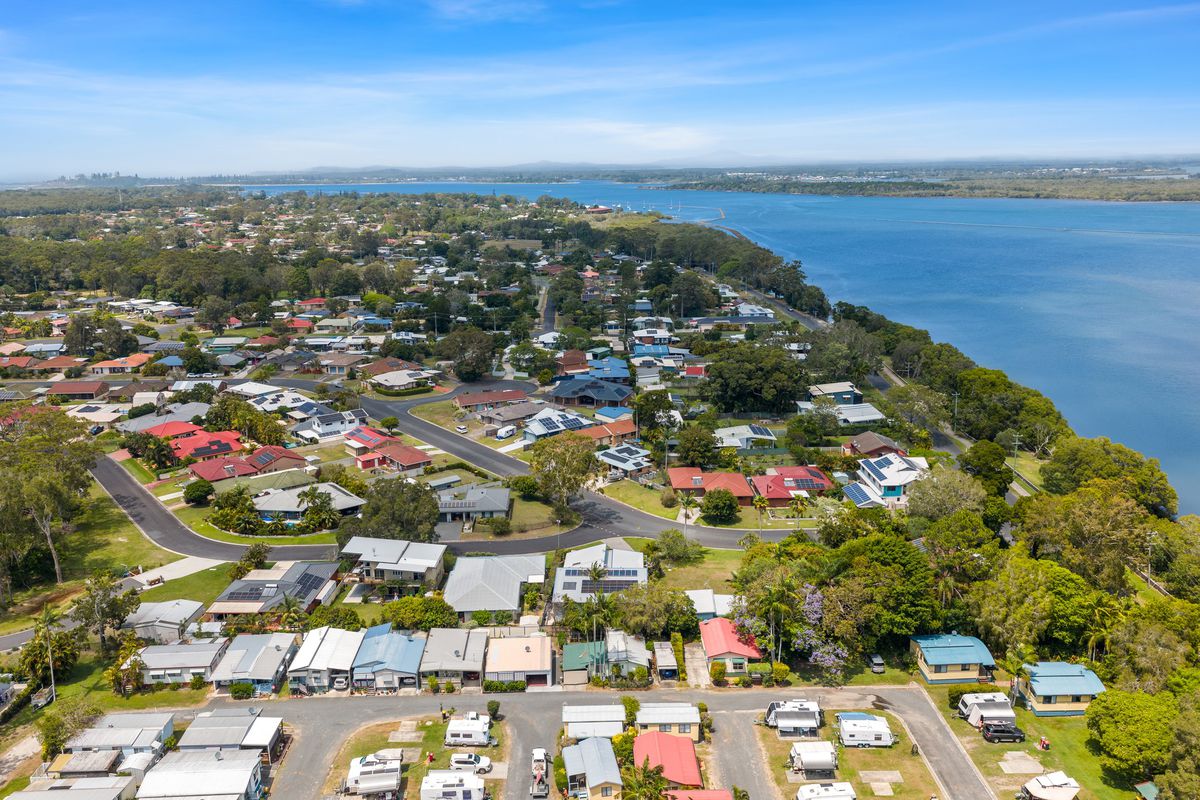 77 / 43 Marandowie Drive, Iluka