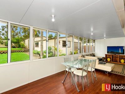 42 Nathan Crescent, Dean Park