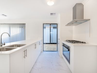 11 Tranquil Lp, Baldivis