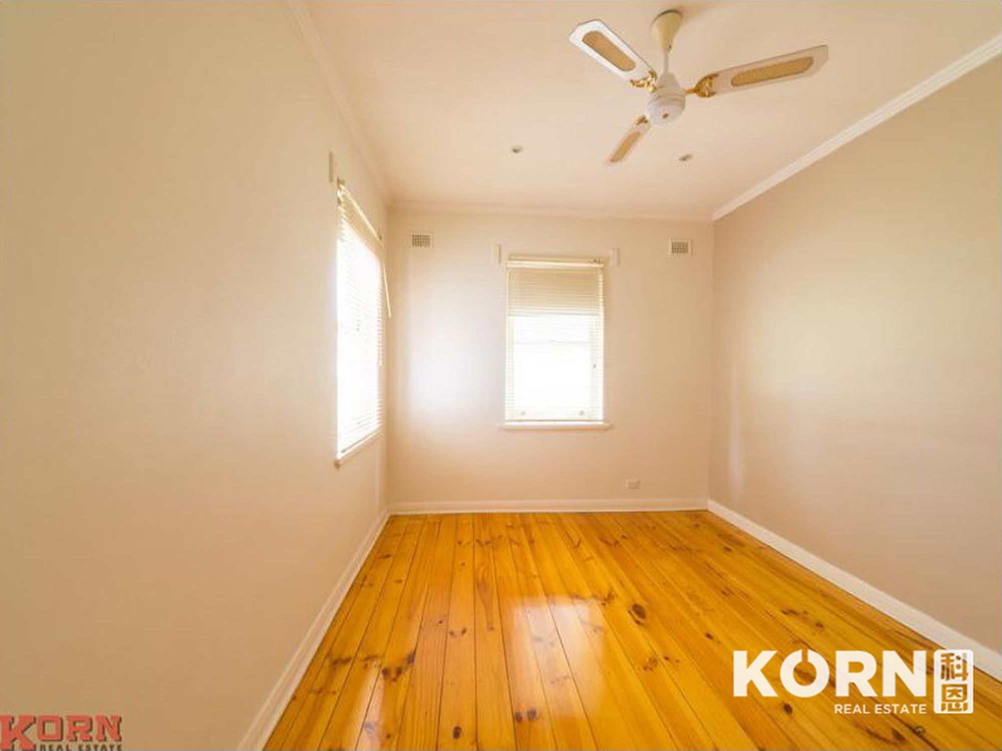 81 Pine Avenue, Glenelg North
