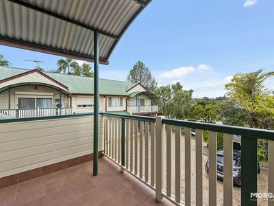 2 / 9 Nicholson Street, Greenslopes