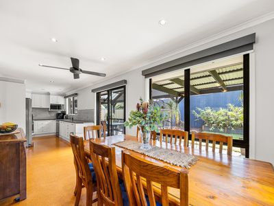 11 Roberts Road, Cranbourne