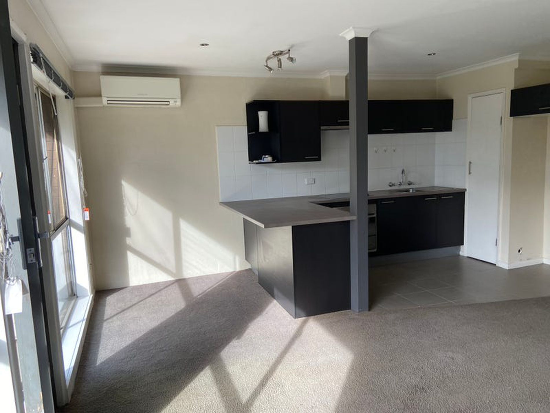 2 / 10-12 Lindsay Street, Newcomb