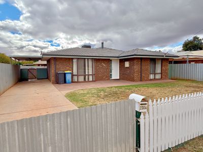 230A Collins Street, West Lamington