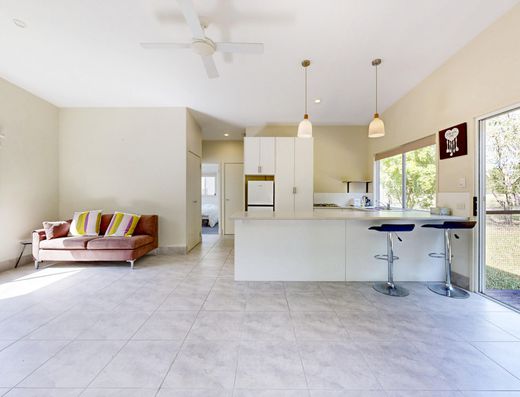 Luxury Granny Flat image 7