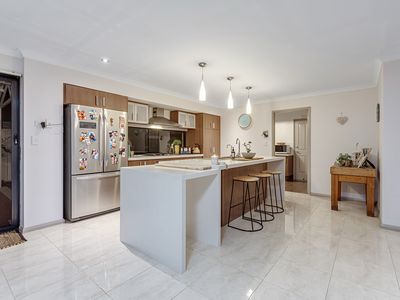 137 Lagoon Drive, Yanchep