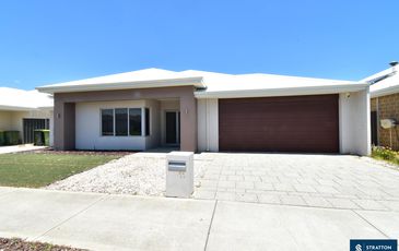 11 Ritter Approach, Piara Waters