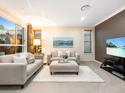 71 Feathertail Place, Wakerley