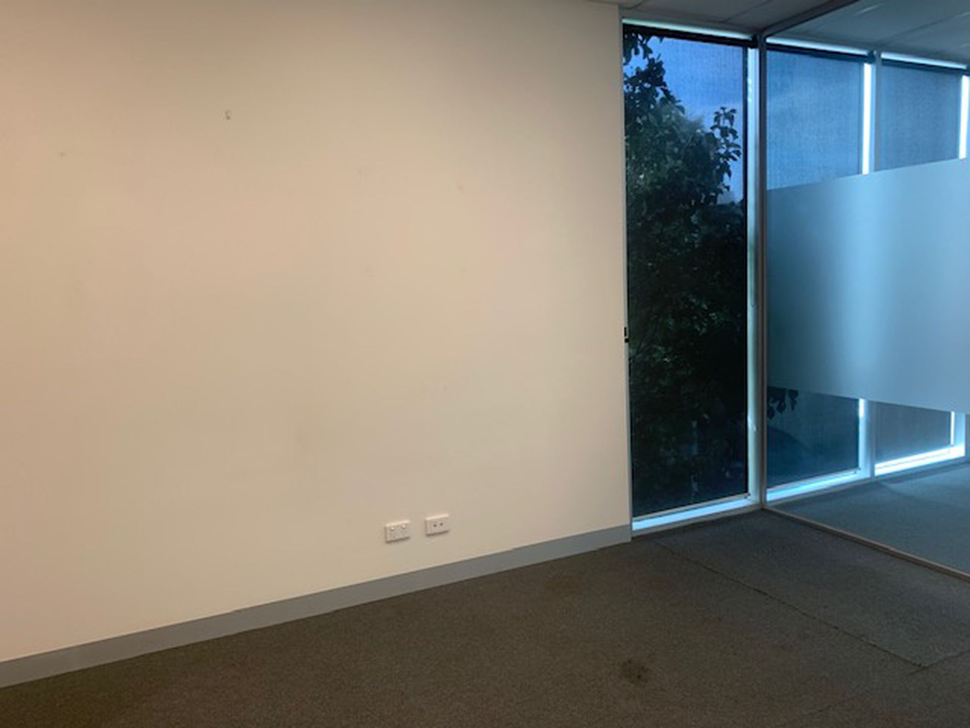 2 / 10 Akuna Drive, Williamstown