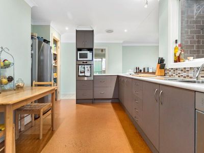 6 Junction Road, Moorebank