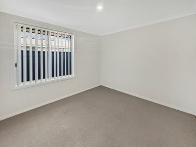 4 Nolan Esplanade, Dubbo
