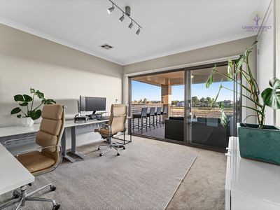 16 Outrigger Court, Point Cook