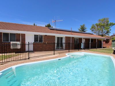 2 Swanbrooke Street, Windradyne