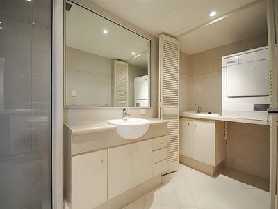 25 / 16 Kings Park Road, West Perth