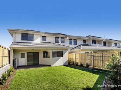 2 / 2 McCausland Place, Kellyville