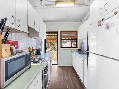 27 Hardy Avenue, Riverwood