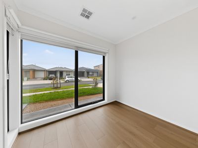 37 Royal Mile Avenue, Berwick