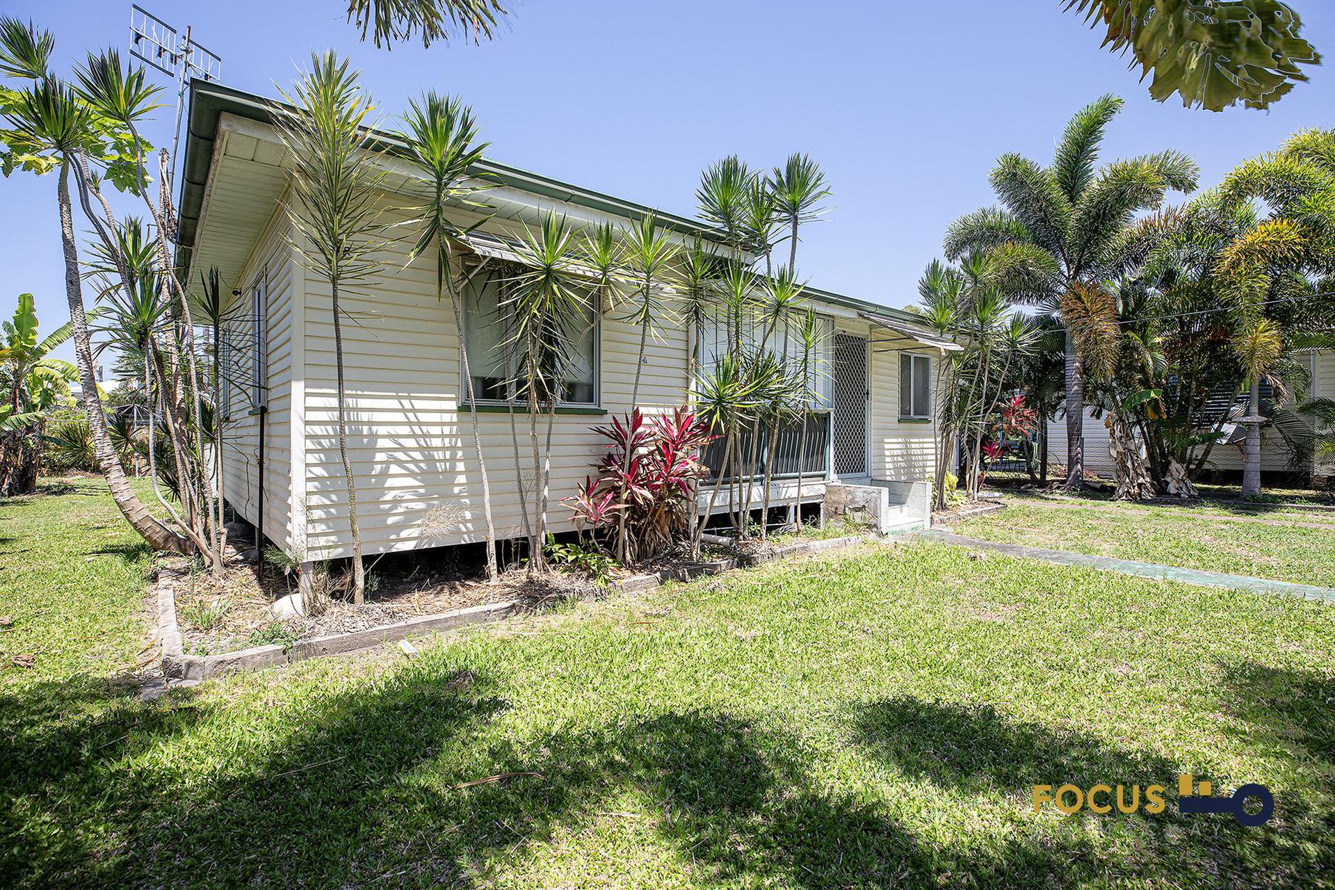 4 Sarina Beach Road, Sarina