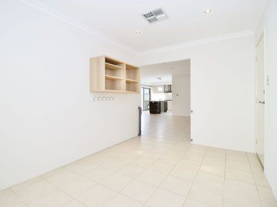 22 Searchers Crescent , Baldivis
