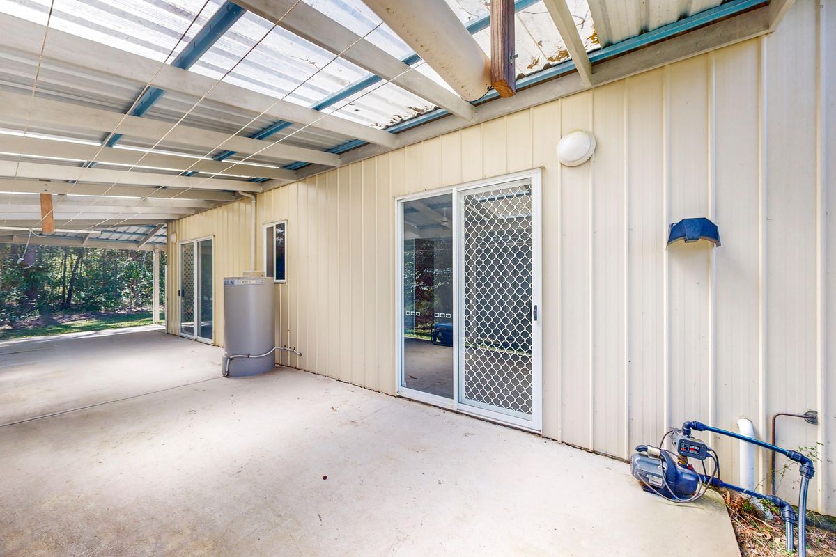 1124 Louis Bazzo Drive, Cootharaba