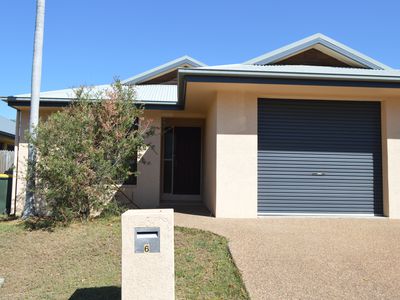 6 Grebe Court, Douglas