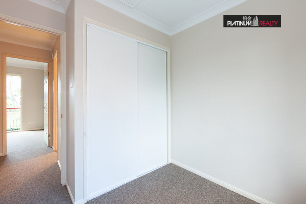 100 Racecourse Drive, Bundall