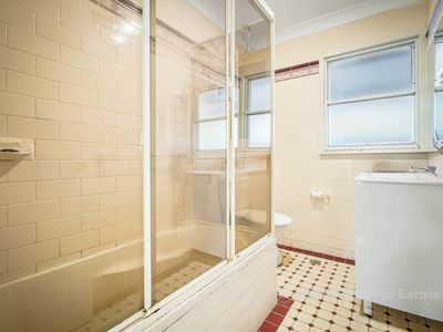 30 and 30A Manila Road, Lethbridge Park